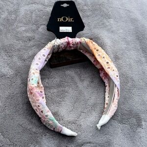 🚨3 for $15🚨 nOir Jewelry - Pastel Floral Headband